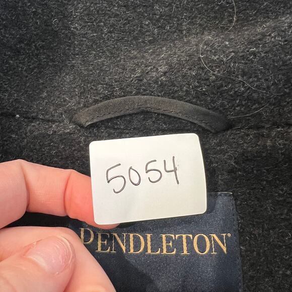 PENDLETON Women's Wool Blend Walker Coat Size M In Charcoal Desert Mesa Jacquard - Picture 13 of 13